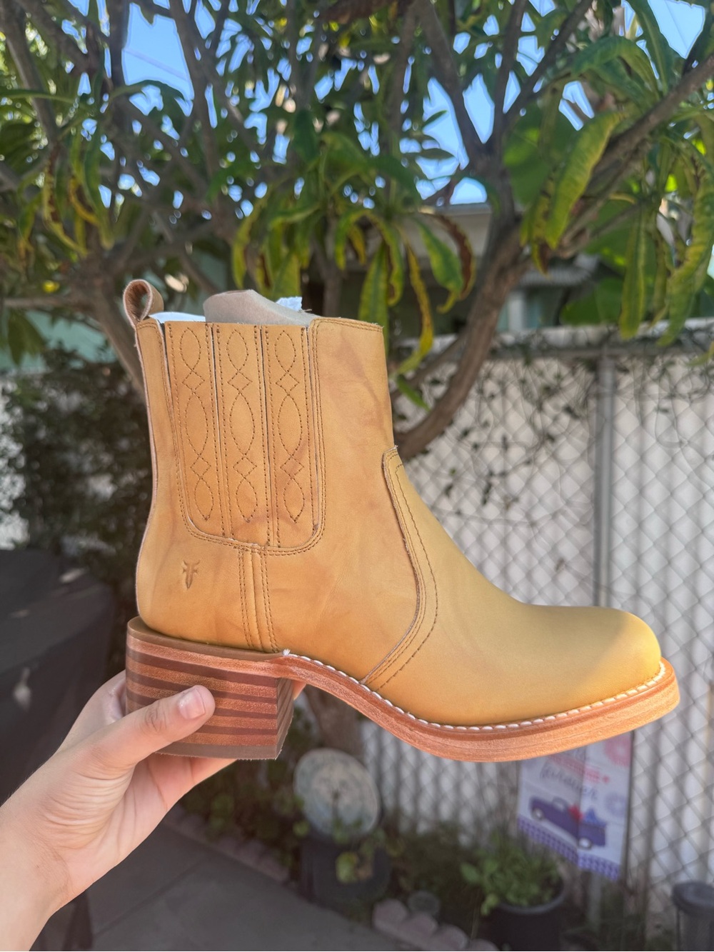 Frye Campus Chelsea Boot (Banana)